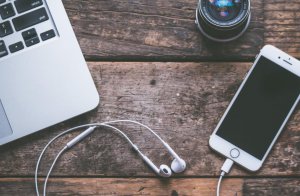 手機(jī)網(wǎng)站建設(shè)開(kāi)發(fā)的布局要點(diǎn)